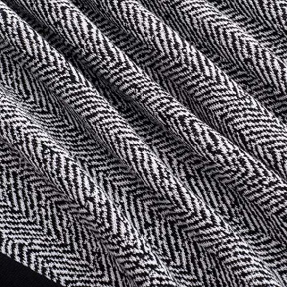 Women's Short Sleeve Business Dress - Picture 4 of 4